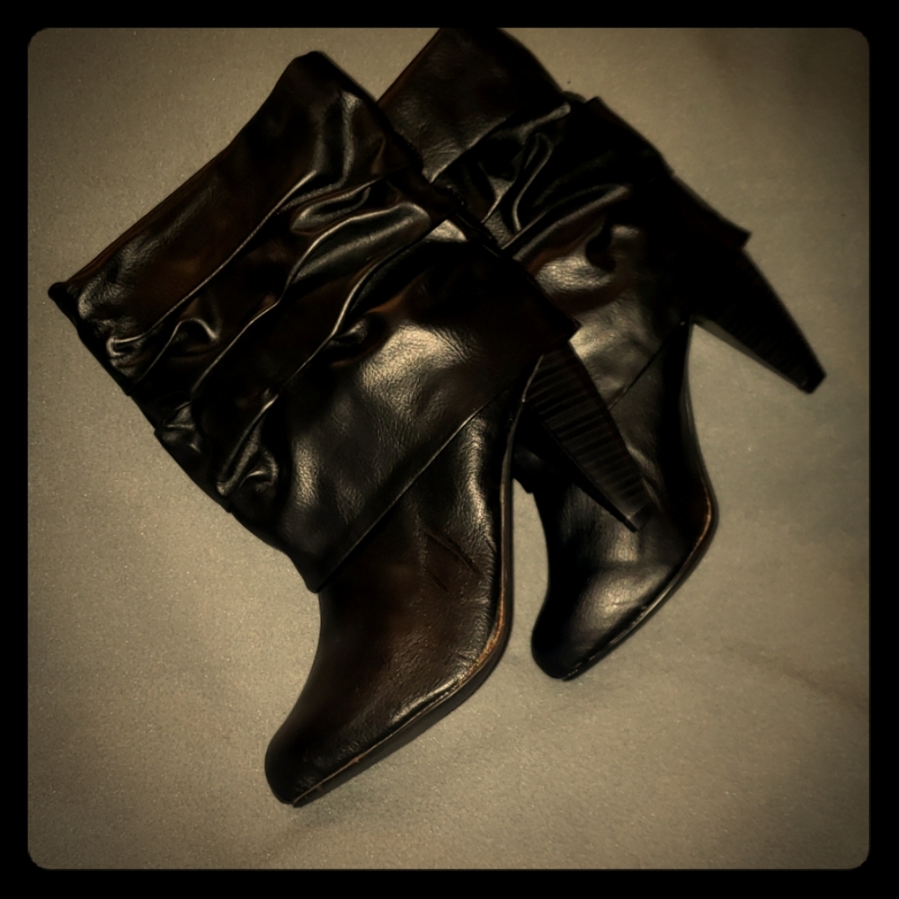 Slouchy booties